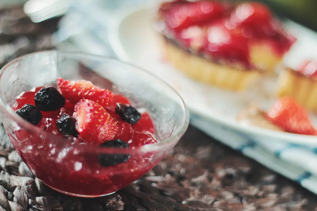No-Bake Summer Berry Pudding: A Seasonal Recipe for Hot Days